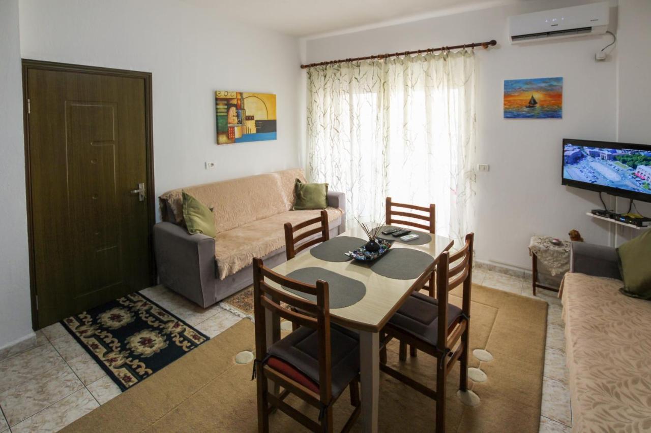 1 Bedroom Apartment With Fast Internet And Sea View Balcony In Durrës 외부 사진