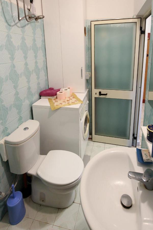 1 Bedroom Apartment With Fast Internet And Sea View Balcony In Durrës 외부 사진